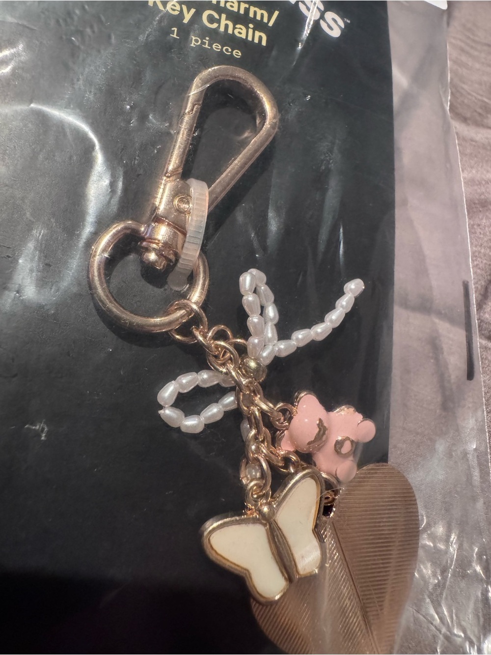 art class Gold-Tone Keychain with Pink Flower, White Butterfly & Pearl Accents - Picture 1 of 5